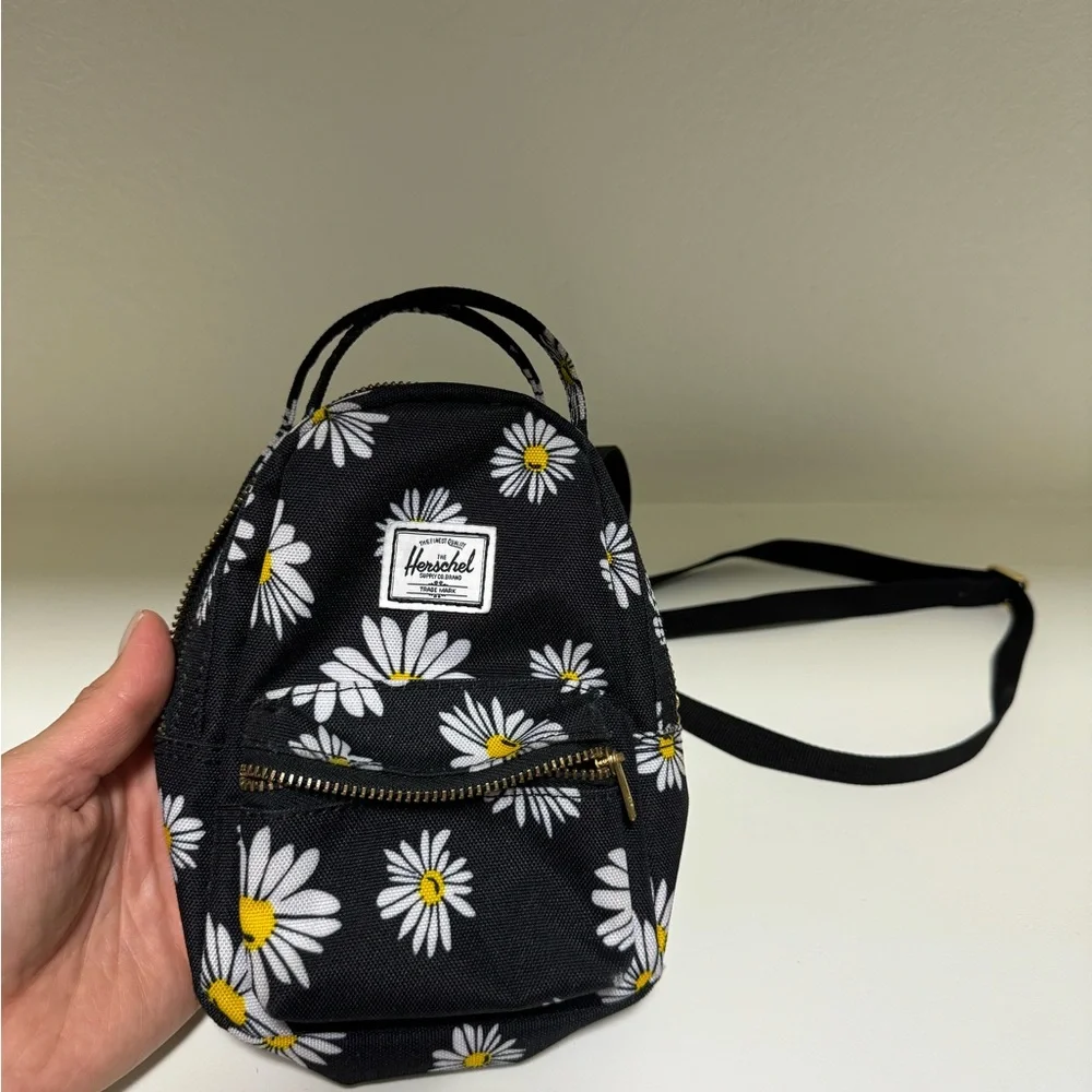 herschel backpack daisy Heritage Youth Backpack-Floral Field — REAL Watersports Signature striped lining in the main compartment Herschel - Backpack Graphic Daisy